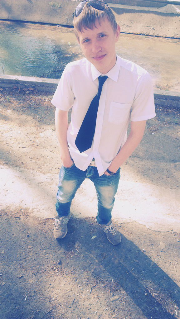 Слава Тихонов