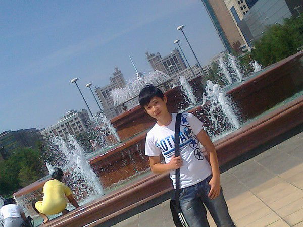 Жанболат Аханов