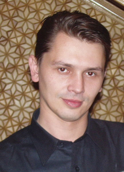 Алексей Гусельников