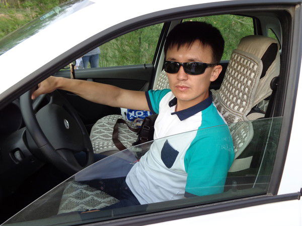 Думан Бузауов