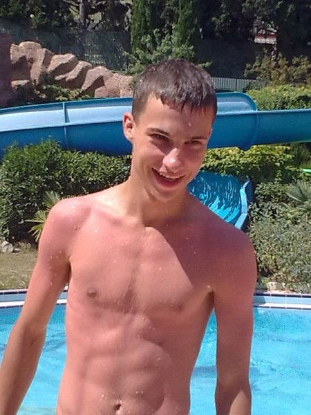 Максим Литвинов