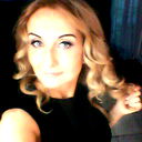 *alexandra* ***