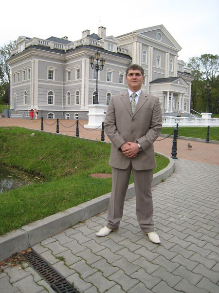 Дмитрий Левенец