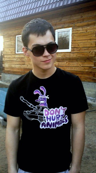 Макс Бархатов