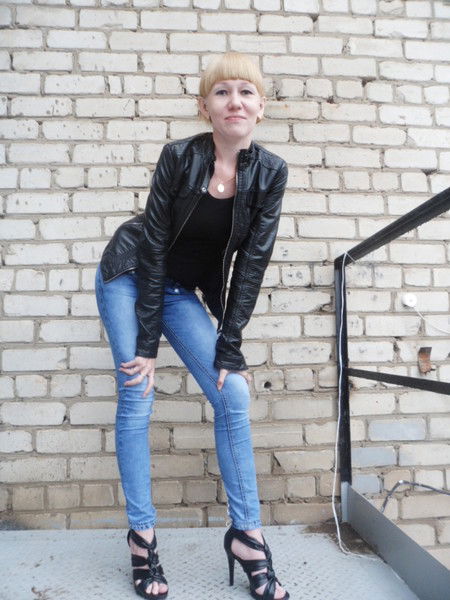 Яна Кокшарова