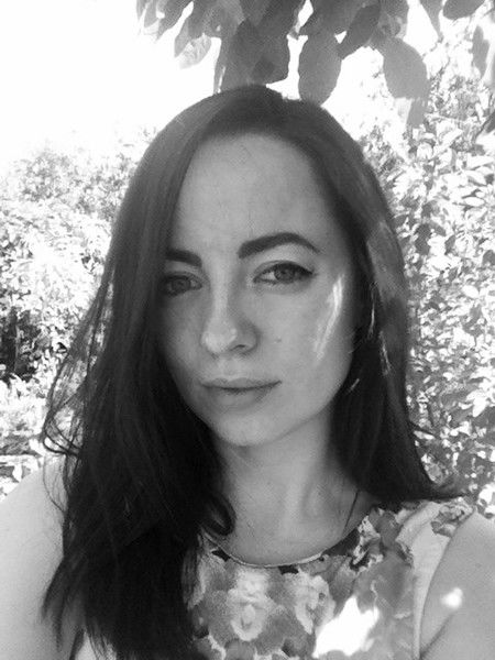 Женя Лухтарева