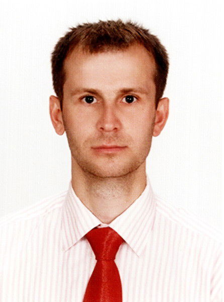 Максим Шаповалов