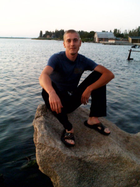 Андрей Тихон