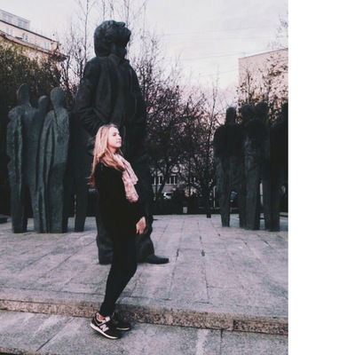 Настя Сентеши