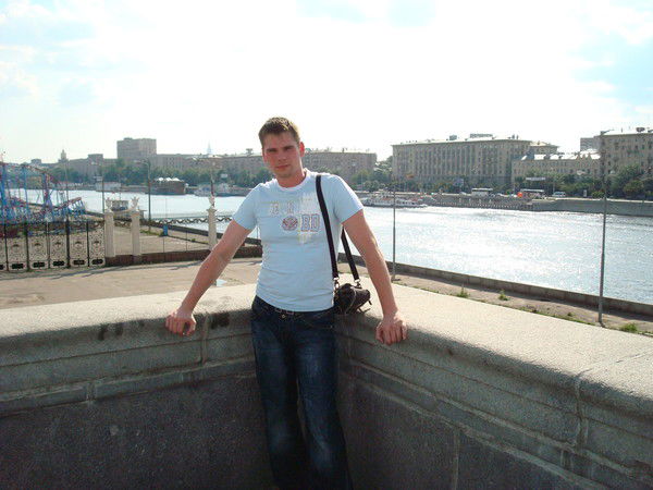 Игорь Нестеров