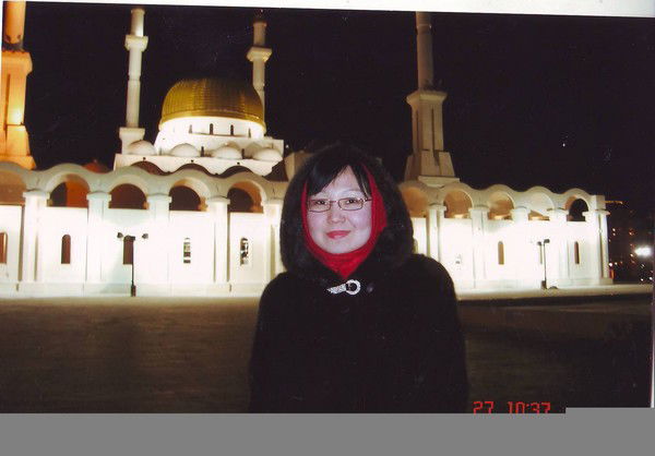 Ляззат Толыкбаева