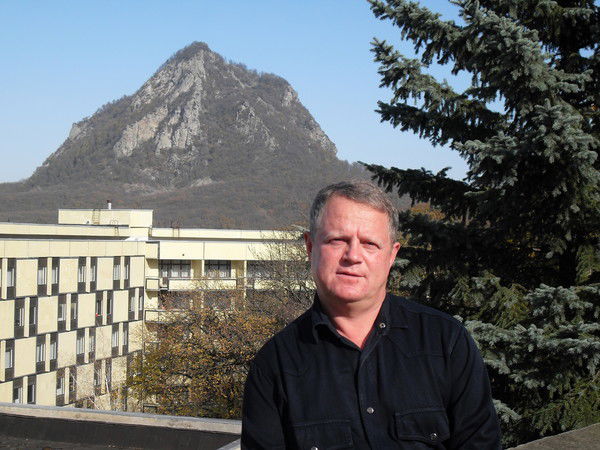 Валерий Новиков