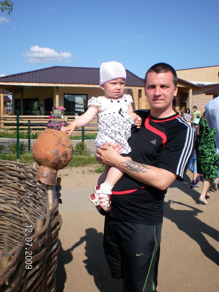 Максим Петров