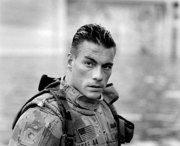 Андрей Никонов