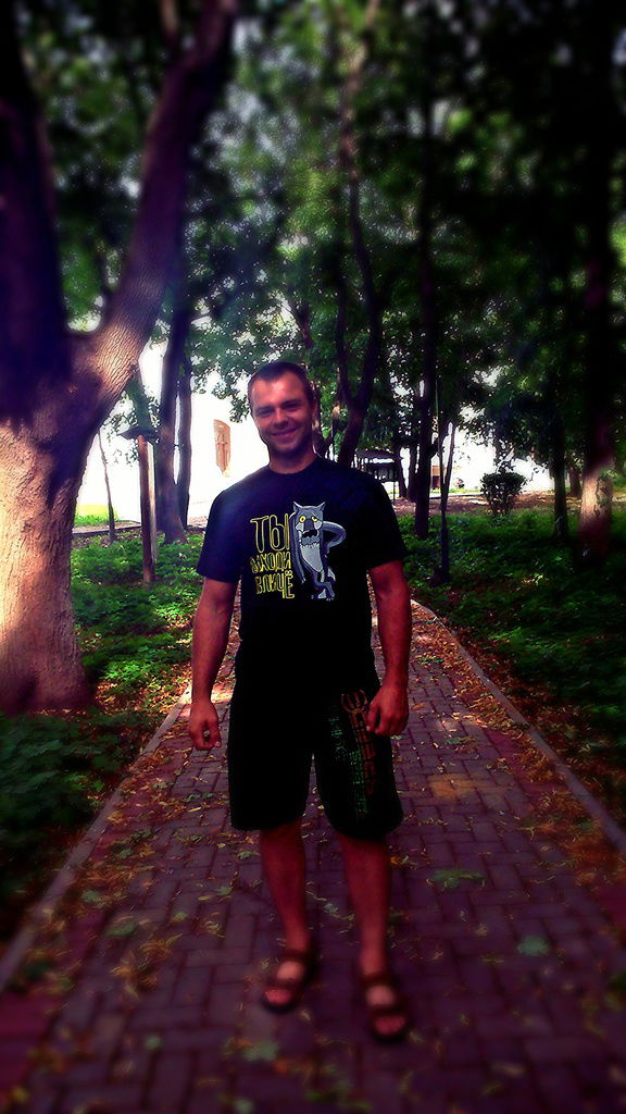 Олег Глотов