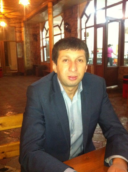 Асад Алескеров