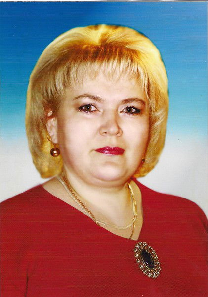 Елена Островская