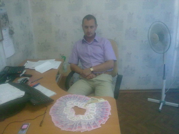 Олег Аносов