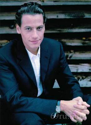 Юрий Козлов