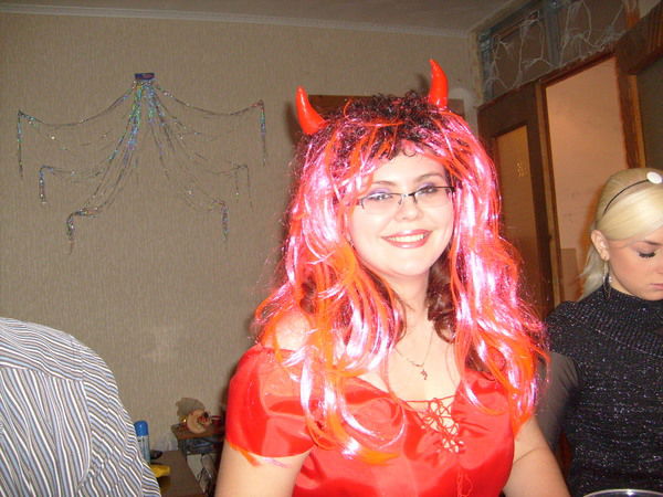 Елена Гостяева