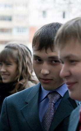 Лео Михайлов