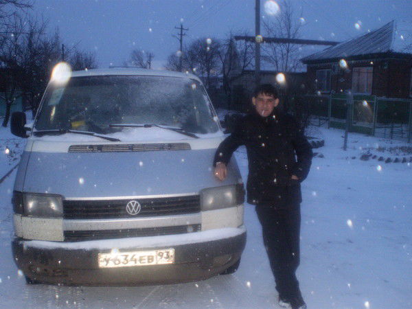 Игорь Левченко