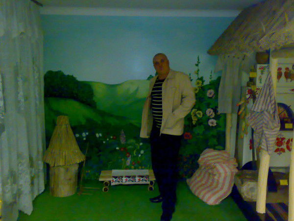 Юрий Боголюб