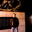 Андрей Енин