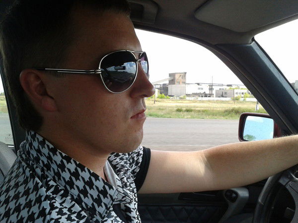 Максим Никитин