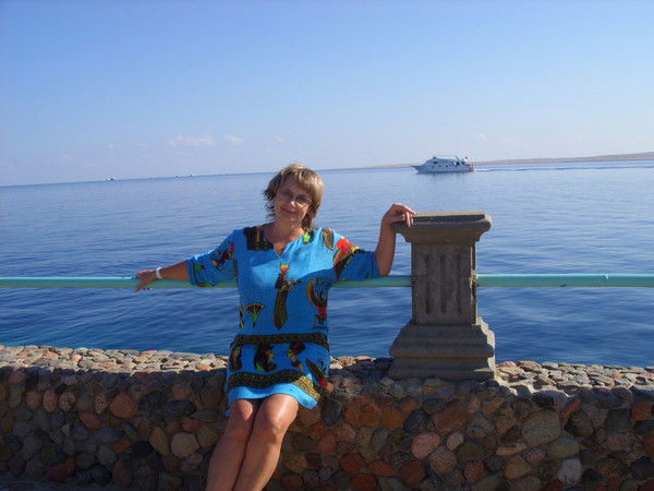 Елена Карина