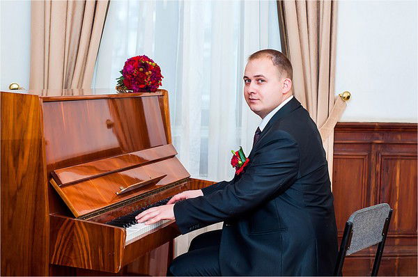 Александр Чеботарев