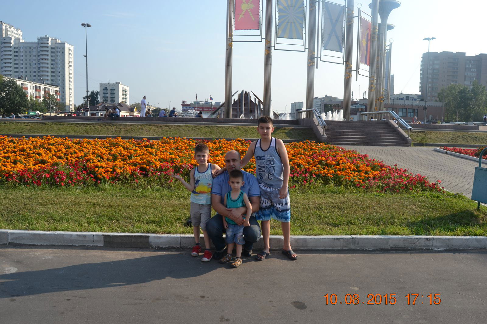 Иван Иванов