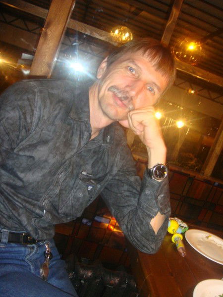 Виктор Арютов