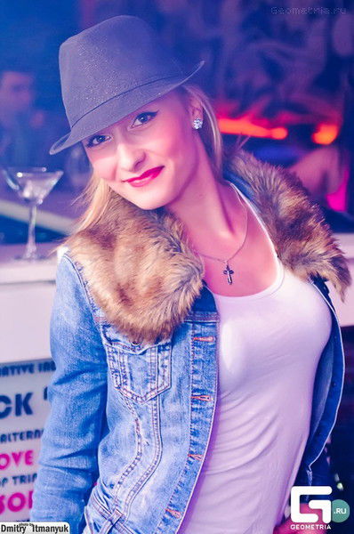 Яна Староверова