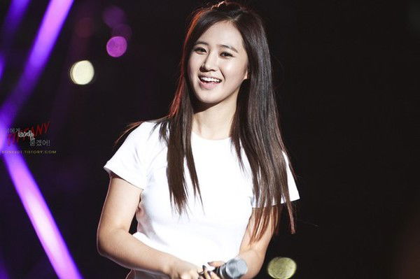 Айына Захарова