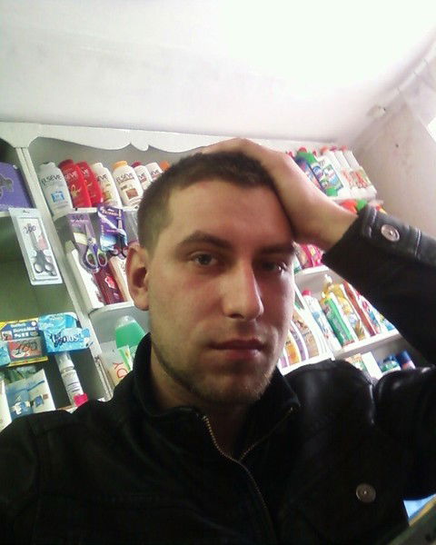 Паша Романико