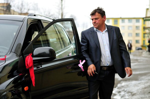 Василий Ефимов