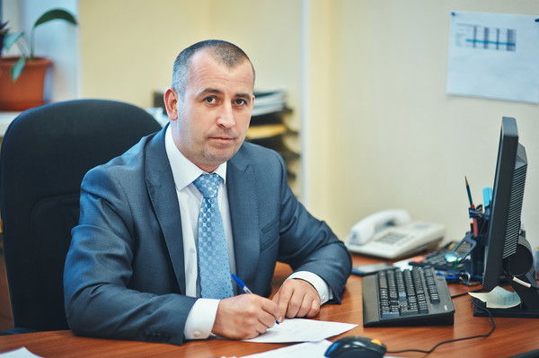 Андрей Попов