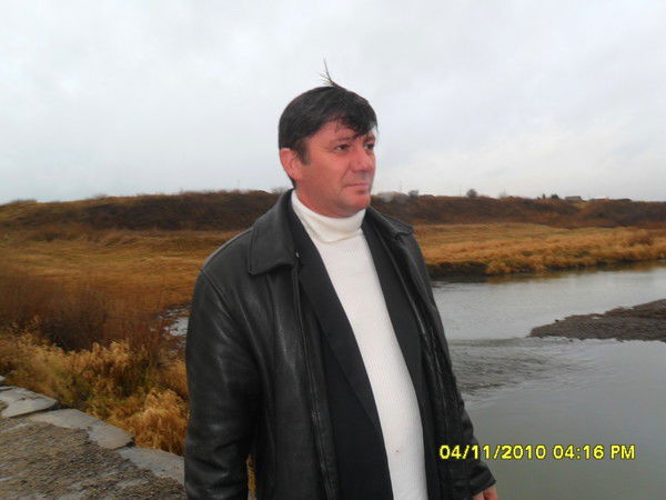 Петр Володин