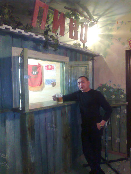 Султан Унгалиев