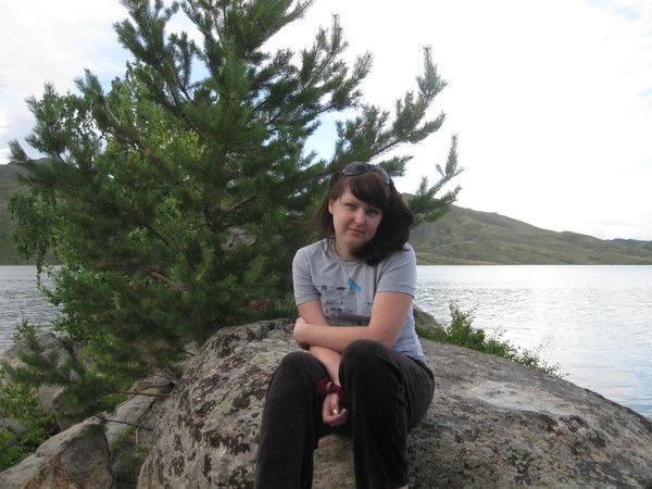 Алёна Попова