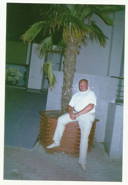 Игорь Середин