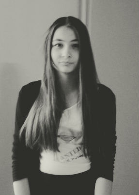 Анюта Максимова