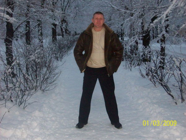 Юрий Мельников