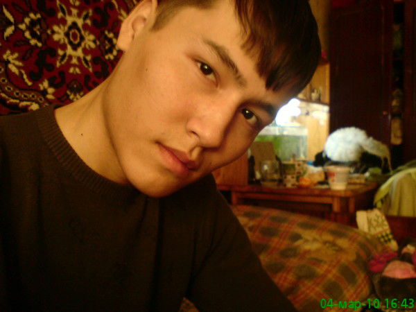 Олжас Сапарбаев