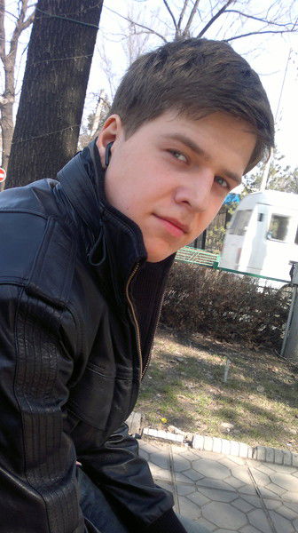 Артем Моисеенко