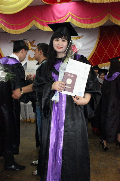 Л А У Р И Т А Куанышева