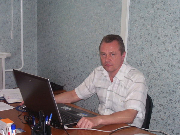 Виктор Тихонов