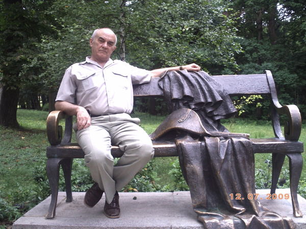 Анатолий Вязов