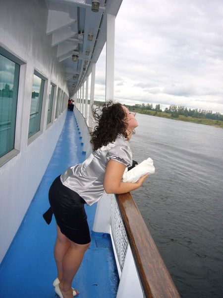 Анна Селезнева